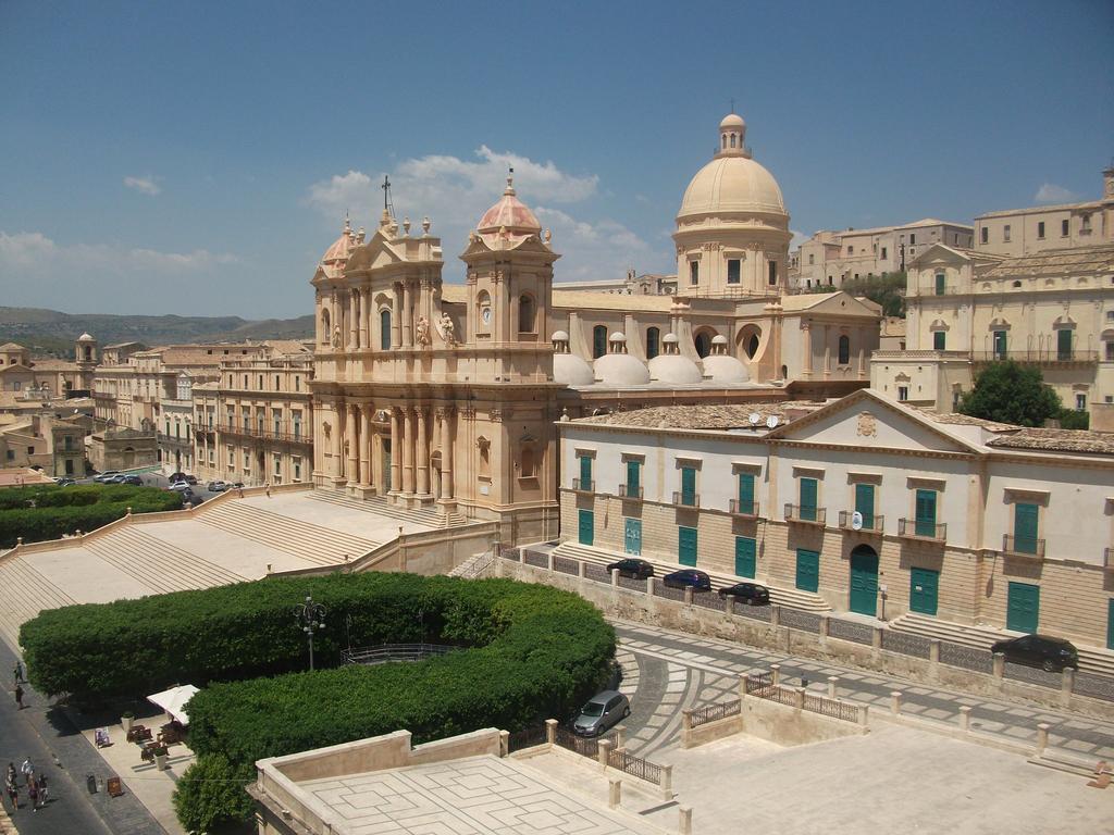 Second Life Villa Noto Exterior photo